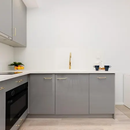 Grzybowska Apartment With Air Conditioning & Balcony Warsaw By Renters Prestige Zewnętrze zdjęcie