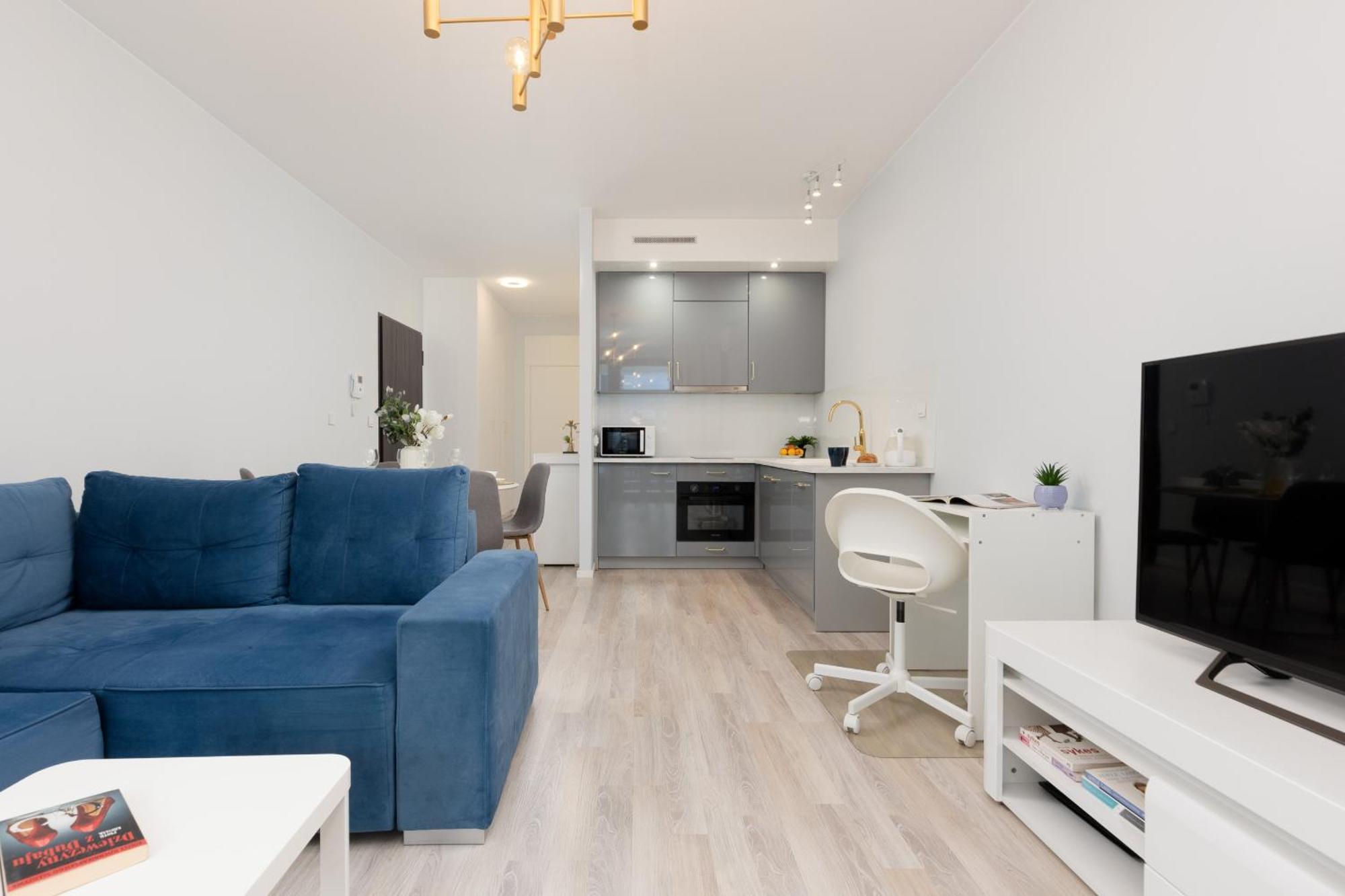 Grzybowska With Air Conditioning & Balcony By Renters Prestige Warszawa