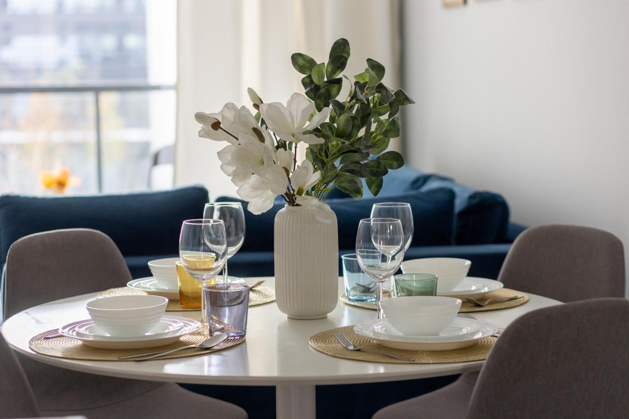 Grzybowska With Air Conditioning & Balcony By Renters Prestige Warsaw