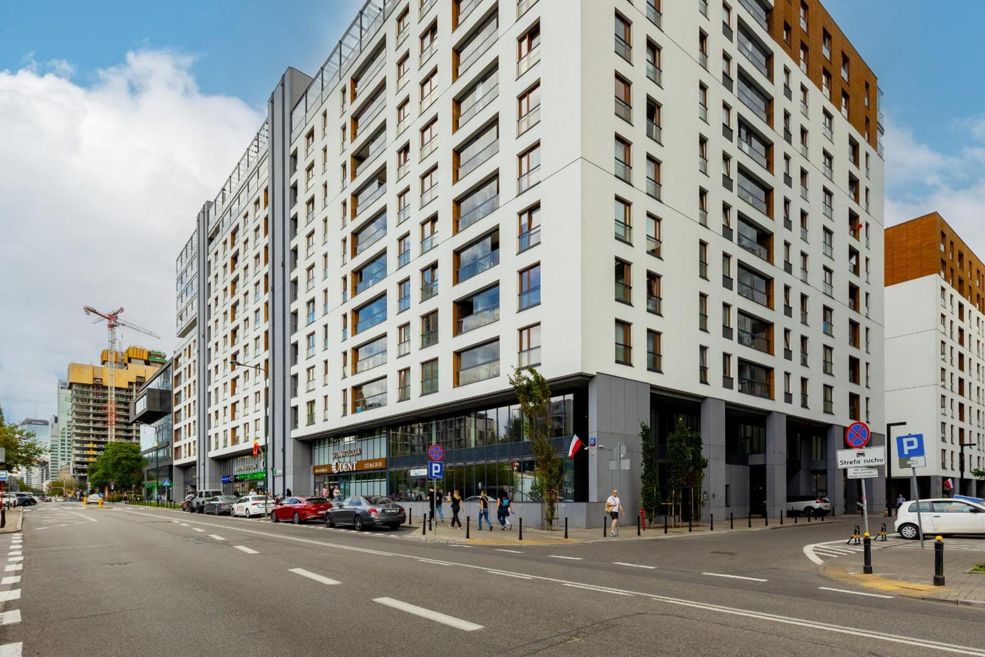 Grzybowska With Air Conditioning & Balcony By Renters Prestige * Warsaw